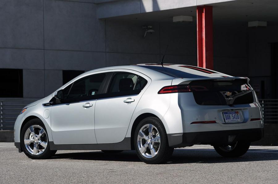  Chevrolet Volt 2011 года  (фото 101 из 356)